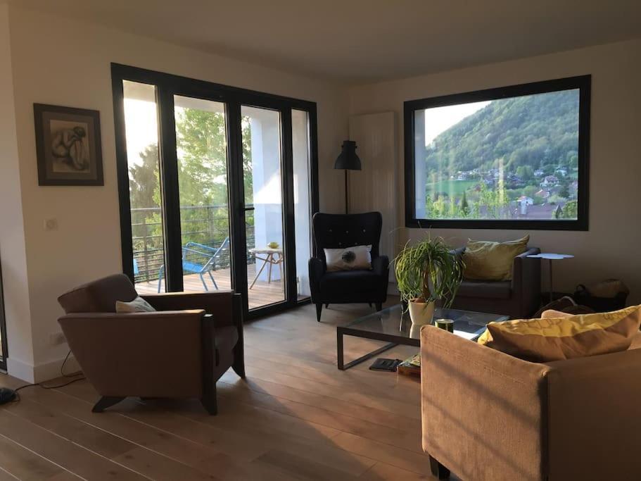 Maison De Vacances 220M2 Vue Lac Et Chateau 芒通-圣贝尔纳 外观 照片